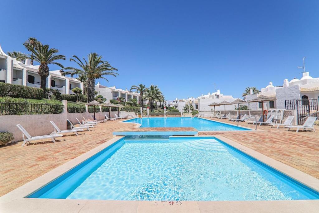 Holiday home Mourisca *